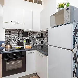 https://pada-apartment.catania-hotels.net